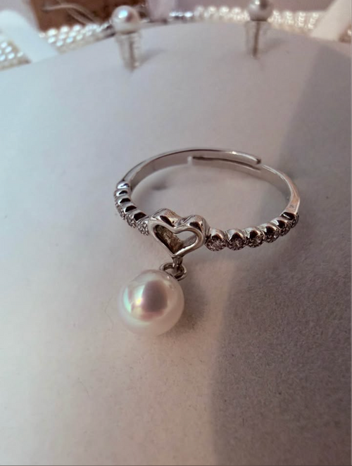 Blush Elegance — Adjustable Freshwater Pearl Ring