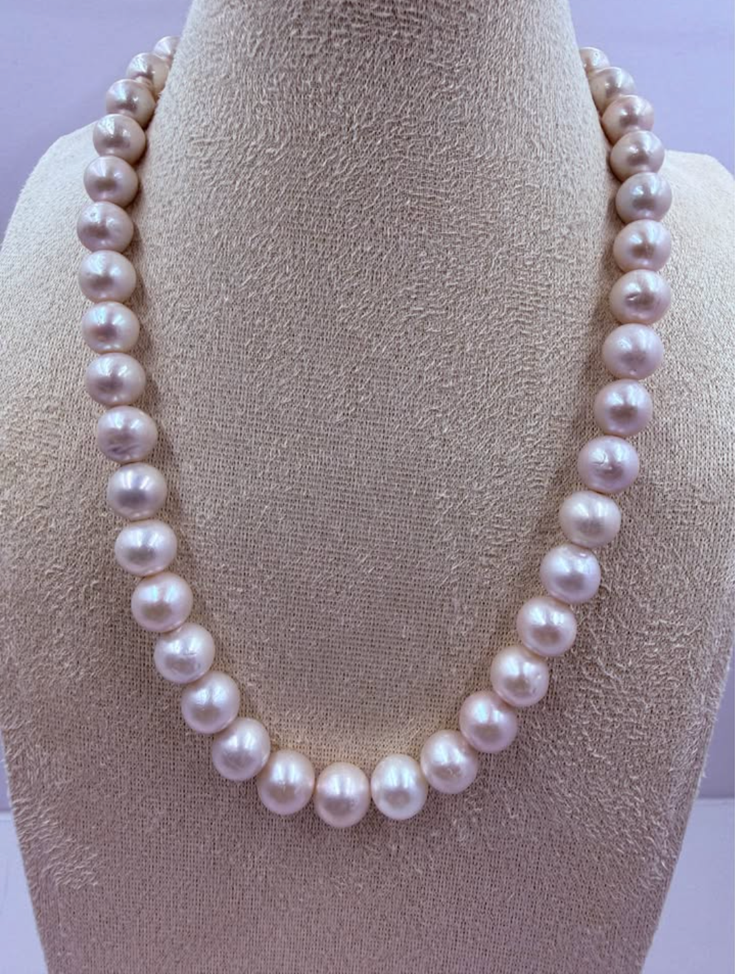 Blush Elegance — Freshwater Pearl Necklace